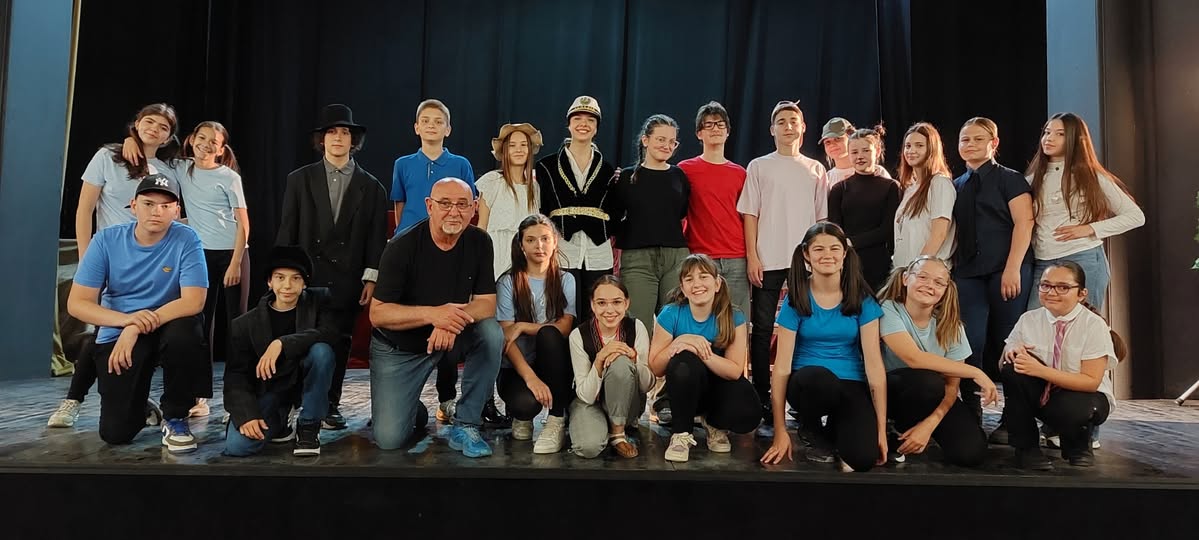 Представа наших ученика ,,Свемирски змај"